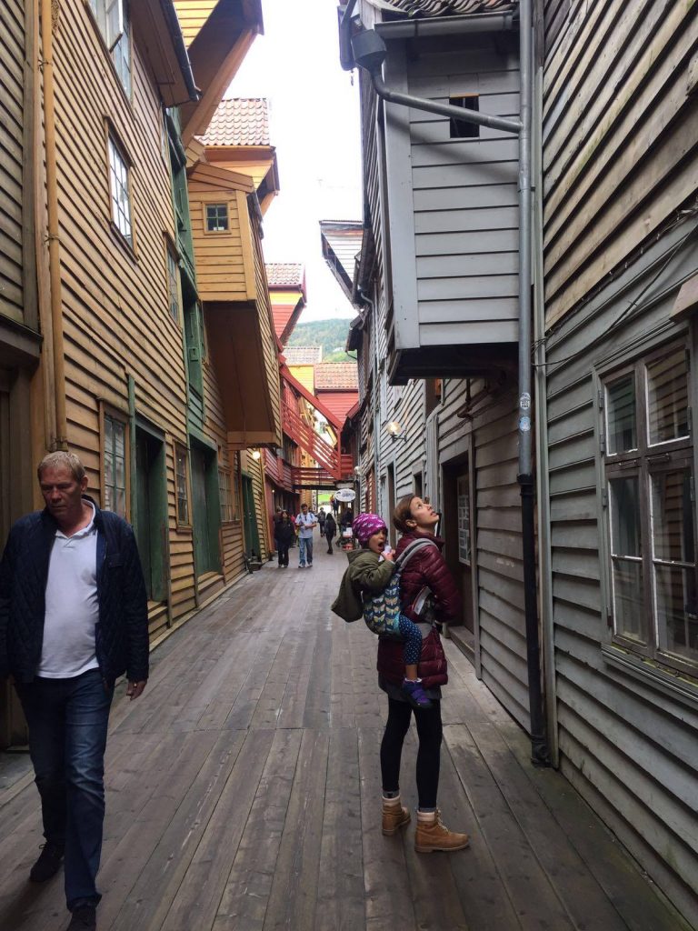 Sophie Li, Bilingual Celebrant Spain