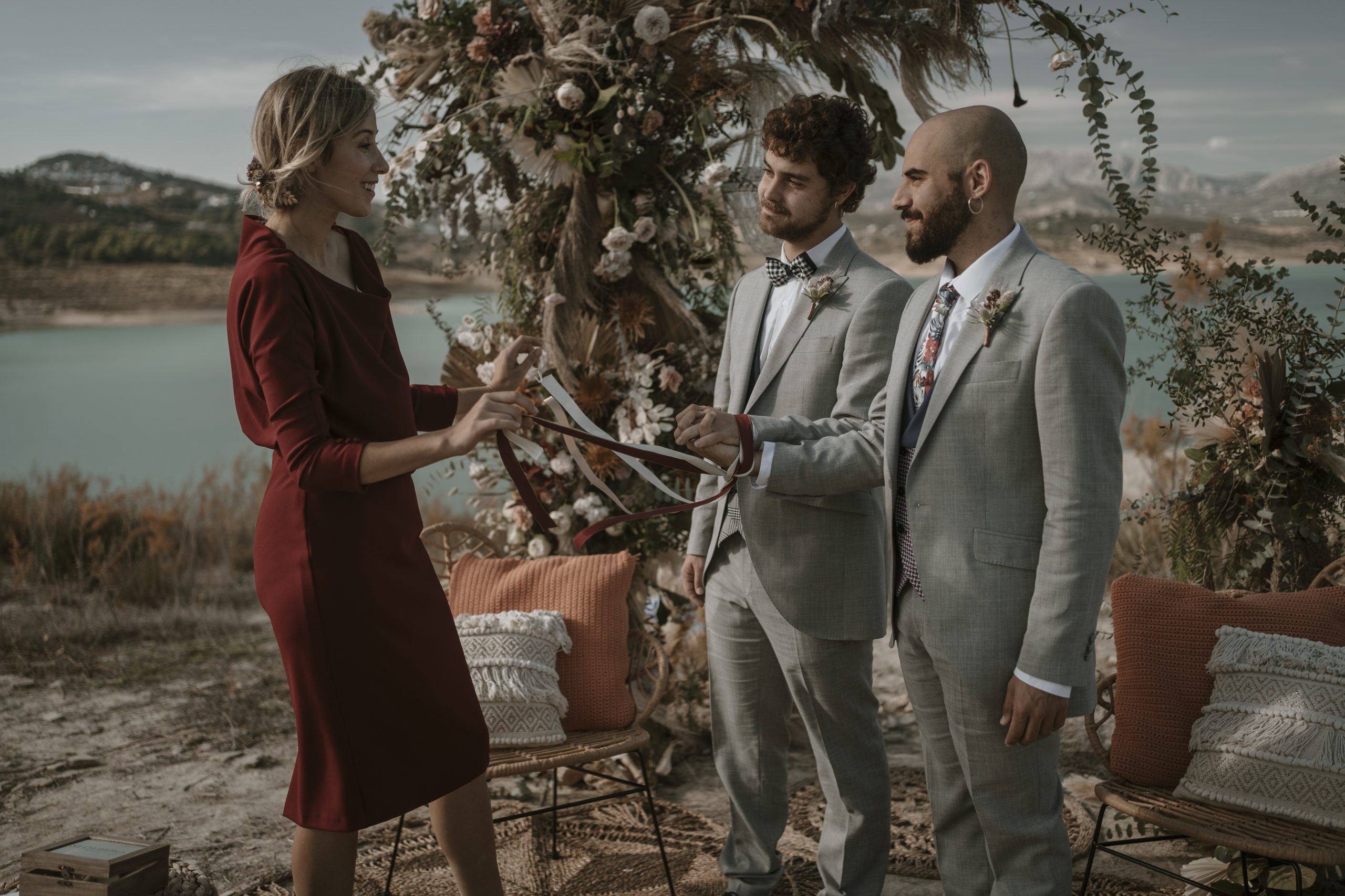 bilingial celebrant spain